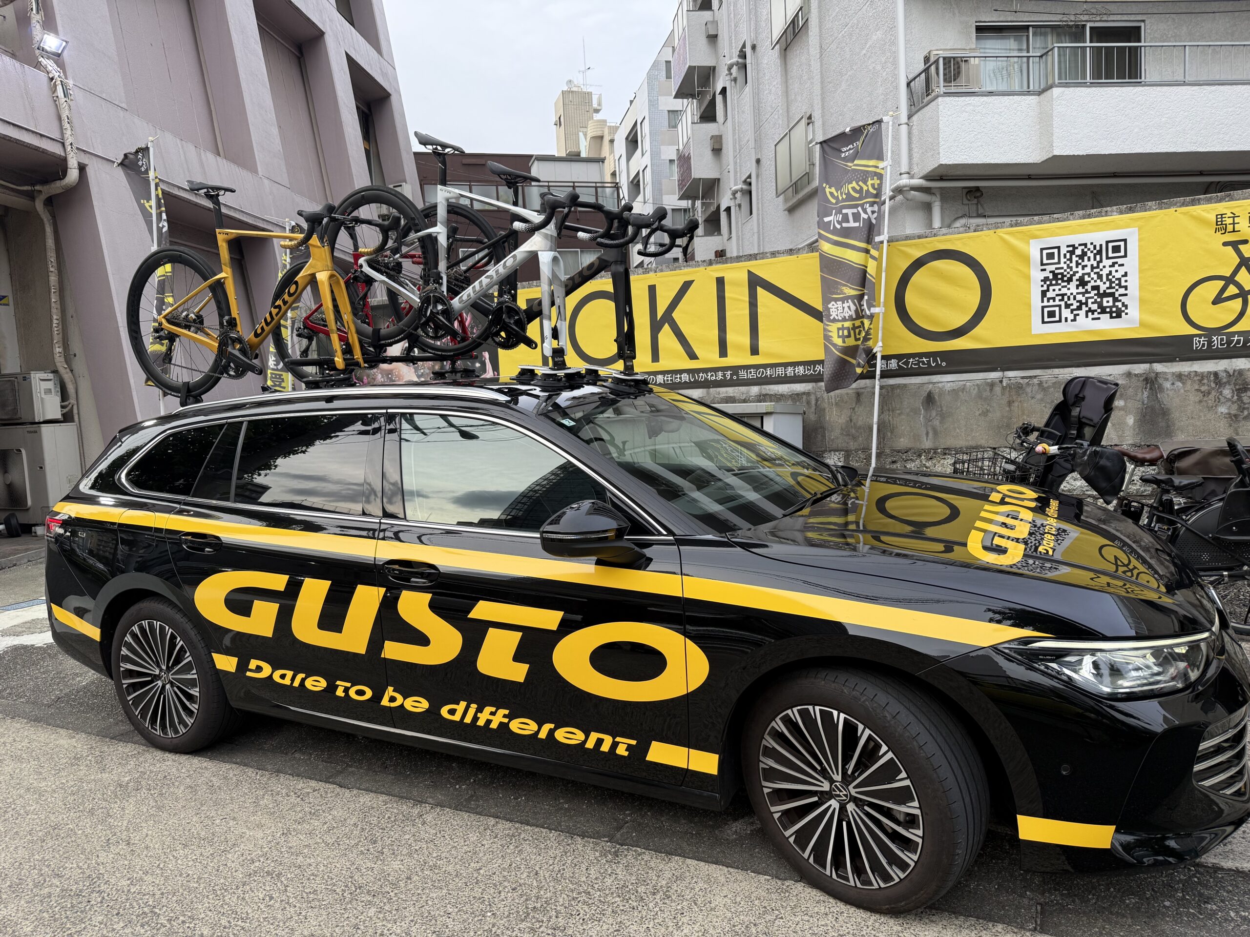 【荻窪】TOKINO店舗にGUSTOカー登場