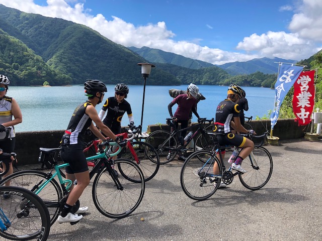 甲府盆地へ、いざ峠越え！のぼり60Km/くだり30Kｍにチャレンジ。