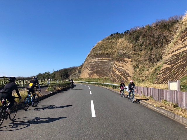 ほぼ日帰り！ジオパーク伊豆大島１周の旅！！　