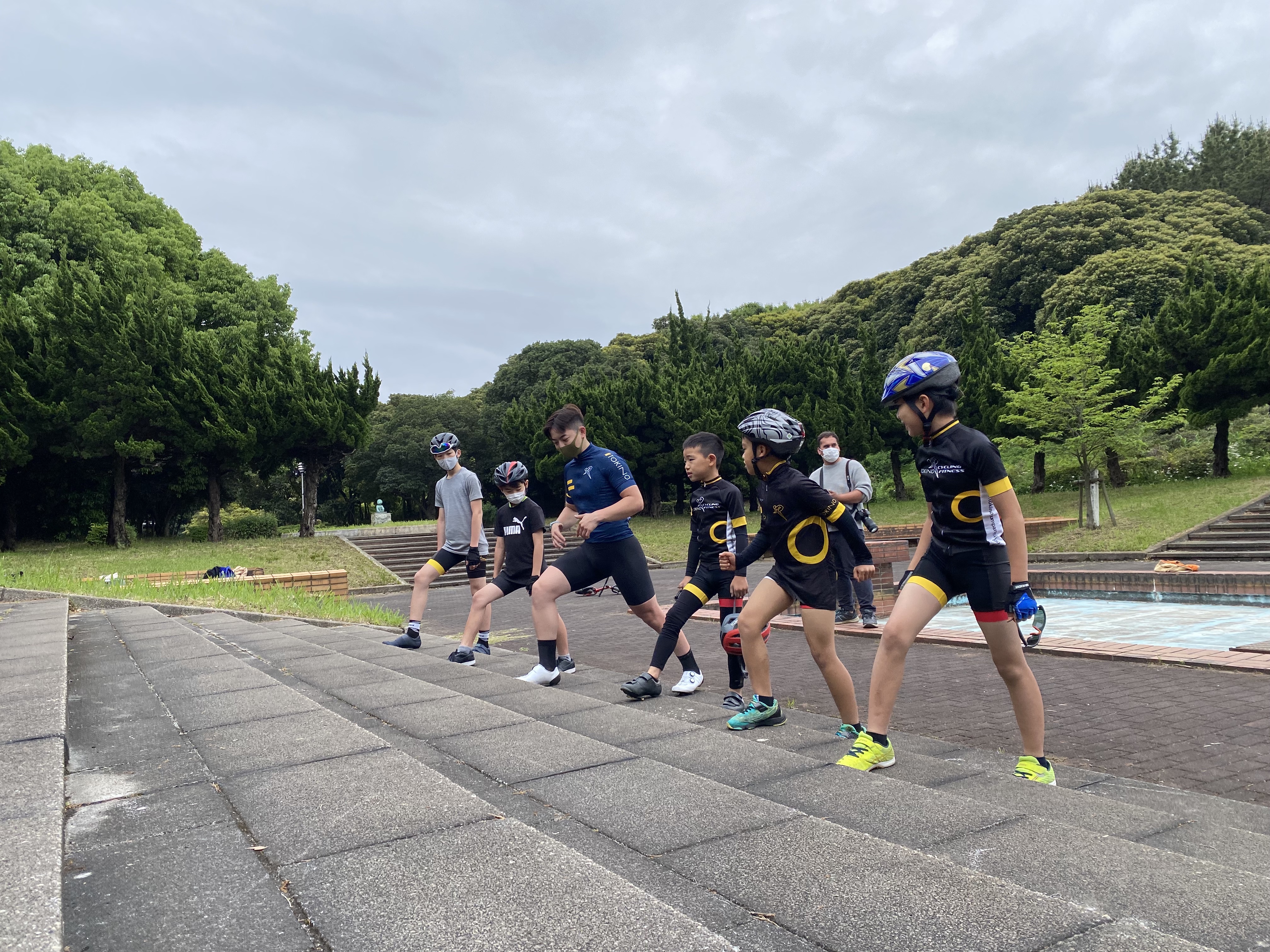 <p>最後の方は、雨に打たれましたが暑い暑いまだ走りたいと元気な子供達。</p>
<p>本当に自転車が好きなんだと伝わってこのイベントはまた開催したいと強く感じました！</p>
<p> </p>
<p>トキノサイクリングでは、様々なイベント・サイクリングツアーを開催しております。</p>
<p>今回はジュニアロードバイクスクールの屋外イベント。子供達のペダルに込めるやる気と楽しさが伝わり元気をもらったのは自分達でした。</p>
<p> </p>
<p>また色々な場所へ一緒に走りに行きましょう！</p>
<p>ご参加ありがとうございました！</p>