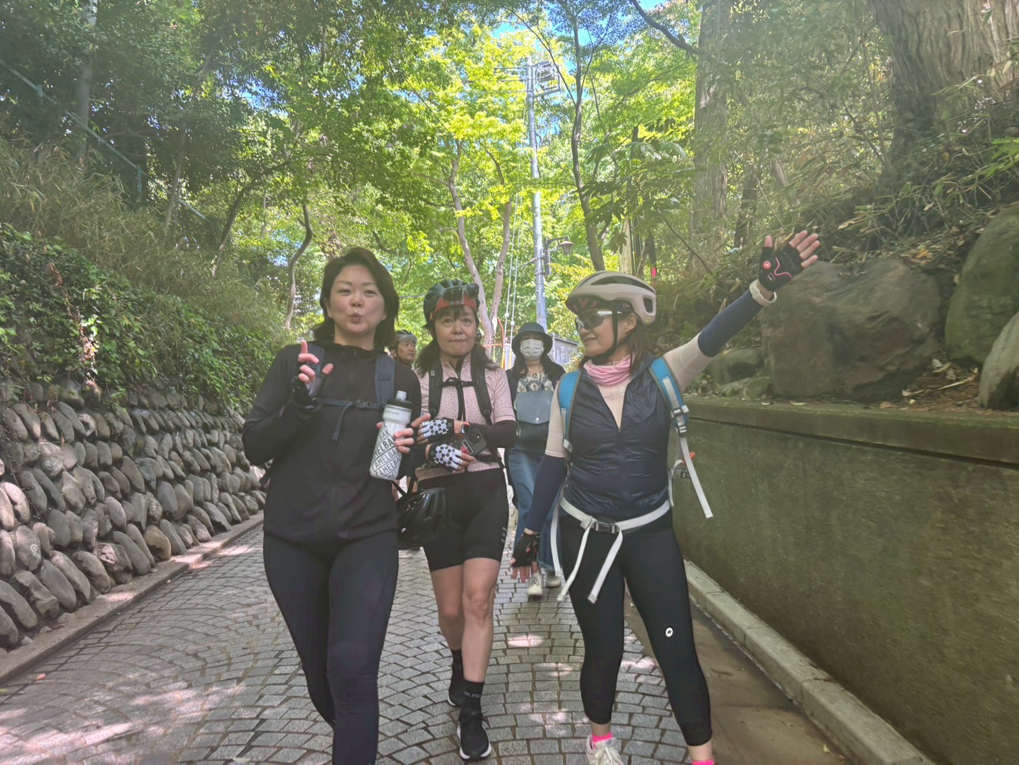 深大寺到着!すごい人!