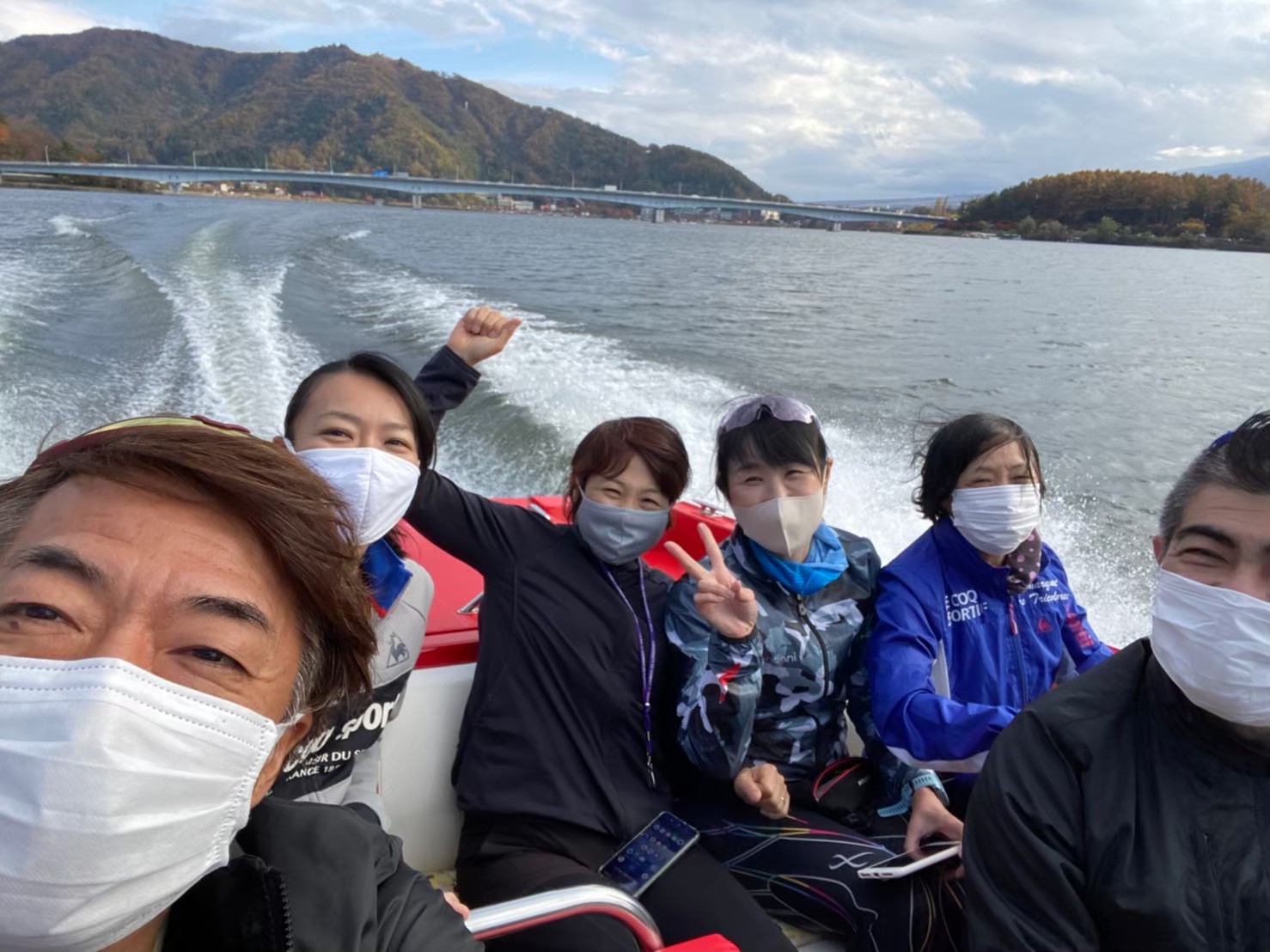 富士「河口湖」新鮮な空気！！ランニング用コース1周１７Km＋４㎞を走った！【ハーフマラソン】