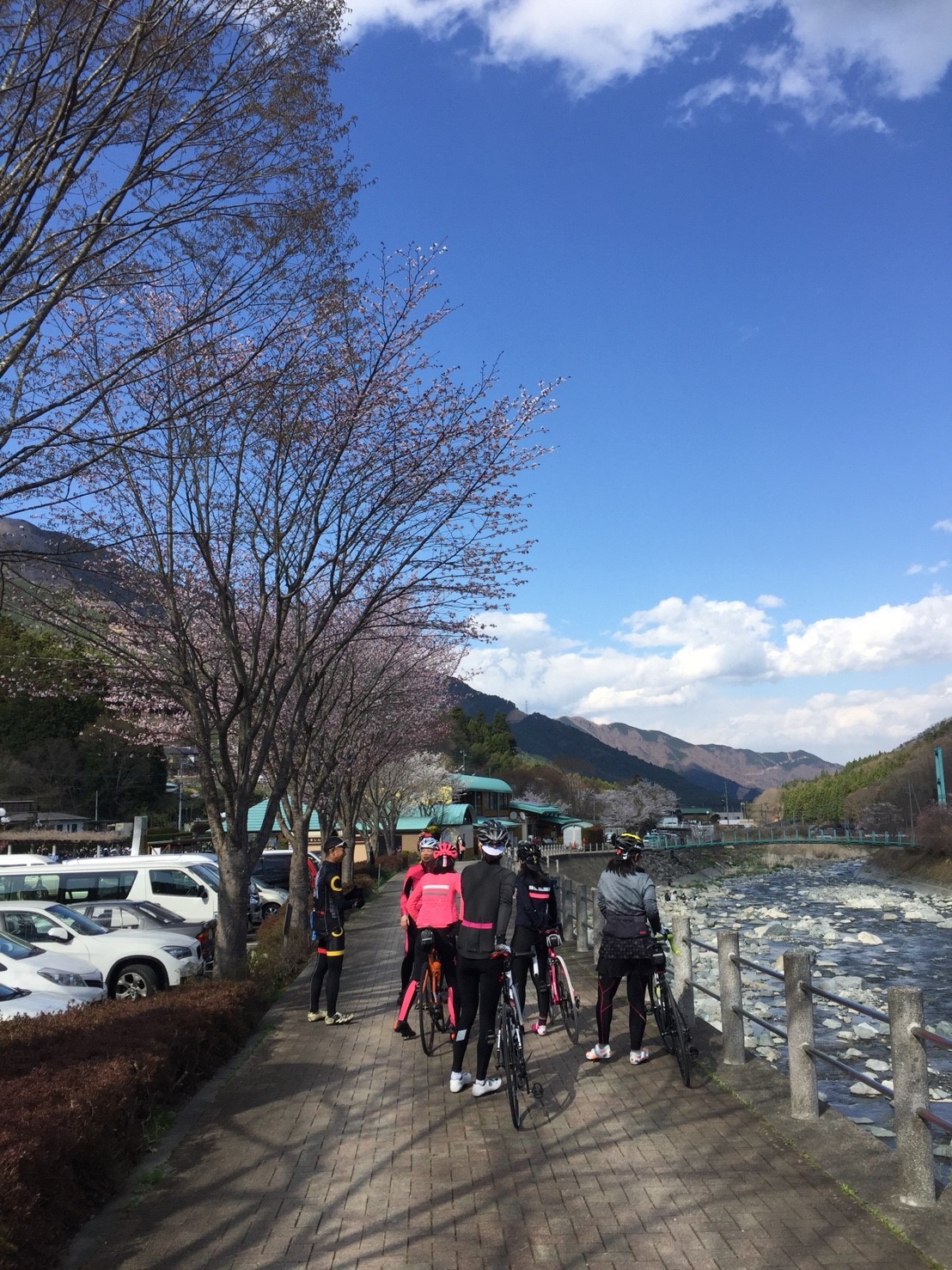 山中湖・忍野八海　　（山梨県）