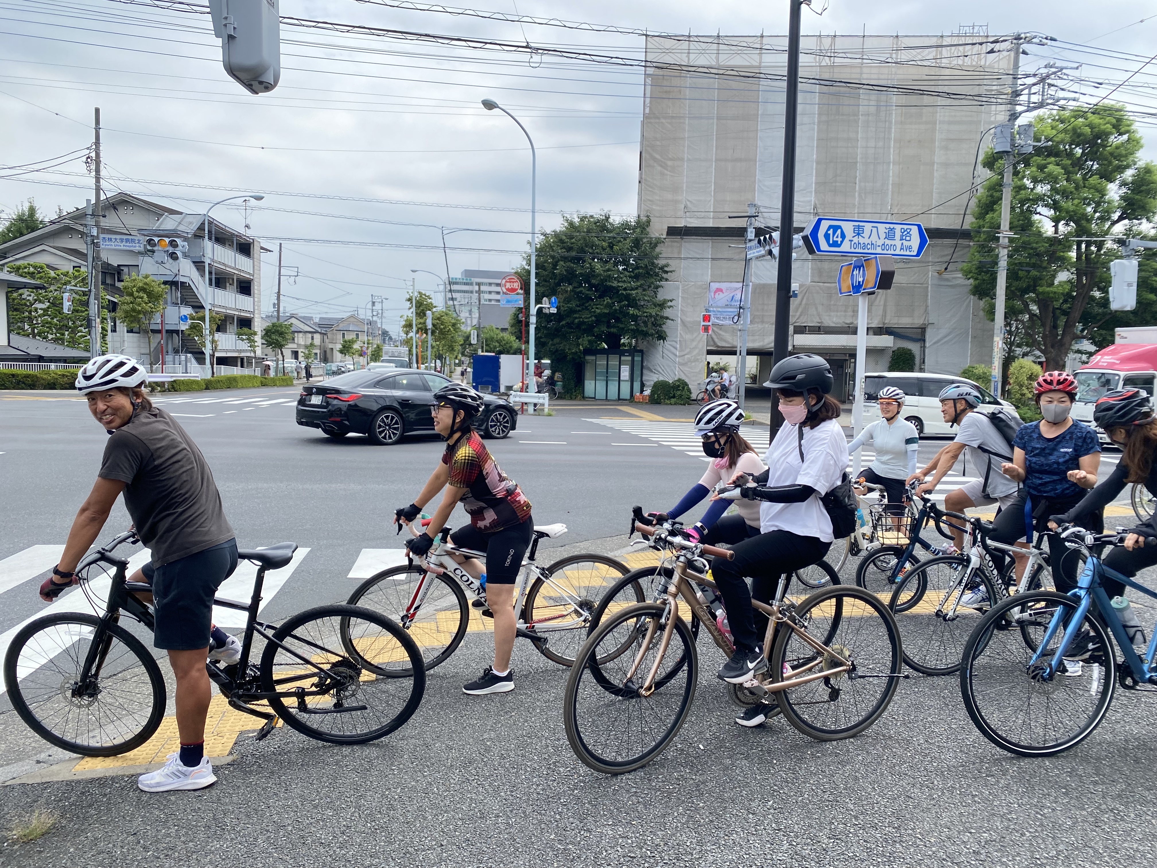 <p>帰りもトラブルなく、みんな無事にトキノサイクリングまで到着！</p>
<p>走行距離ぴったり３０km。頑張りました！！</p>
<p> </p>
<p>このクロスバイクツアーは初心者はもちろん、自転車に慣れている方にもクロスバイクで参加してもらえるのが良いところ。</p>
<p>個人的にこのツアーは自転車の楽しさ/良さが詰まっているサイクリングツアーだと思っています。</p>
<p>自転車の楽しみ方は人それぞれですが、</p>
<p>自分が自転車の魅力を伝えるならば、このツアーを紹介しますね。</p>
<p> </p>
<p>これからコンスタントにこの初心者が参加できるサイクリングツアーを行なっていきますので、是非沢山の方のご参加をお待ちしております！</p>
<p> </p>
<p>会員さんでなくても問題なく参加していただけます。</p>
<p>知人の紹介や、このページを見て気になったなどなど、お気軽にご連絡ください。</p>
<p> </p>
<p>今回参加してくださった方々、ありがとうございました！</p>
<p>またよろしくお願いします！！</p>